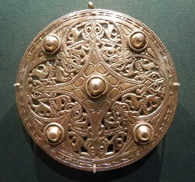 The Strickland Brooch Anglo-Saxon England, AD 800s